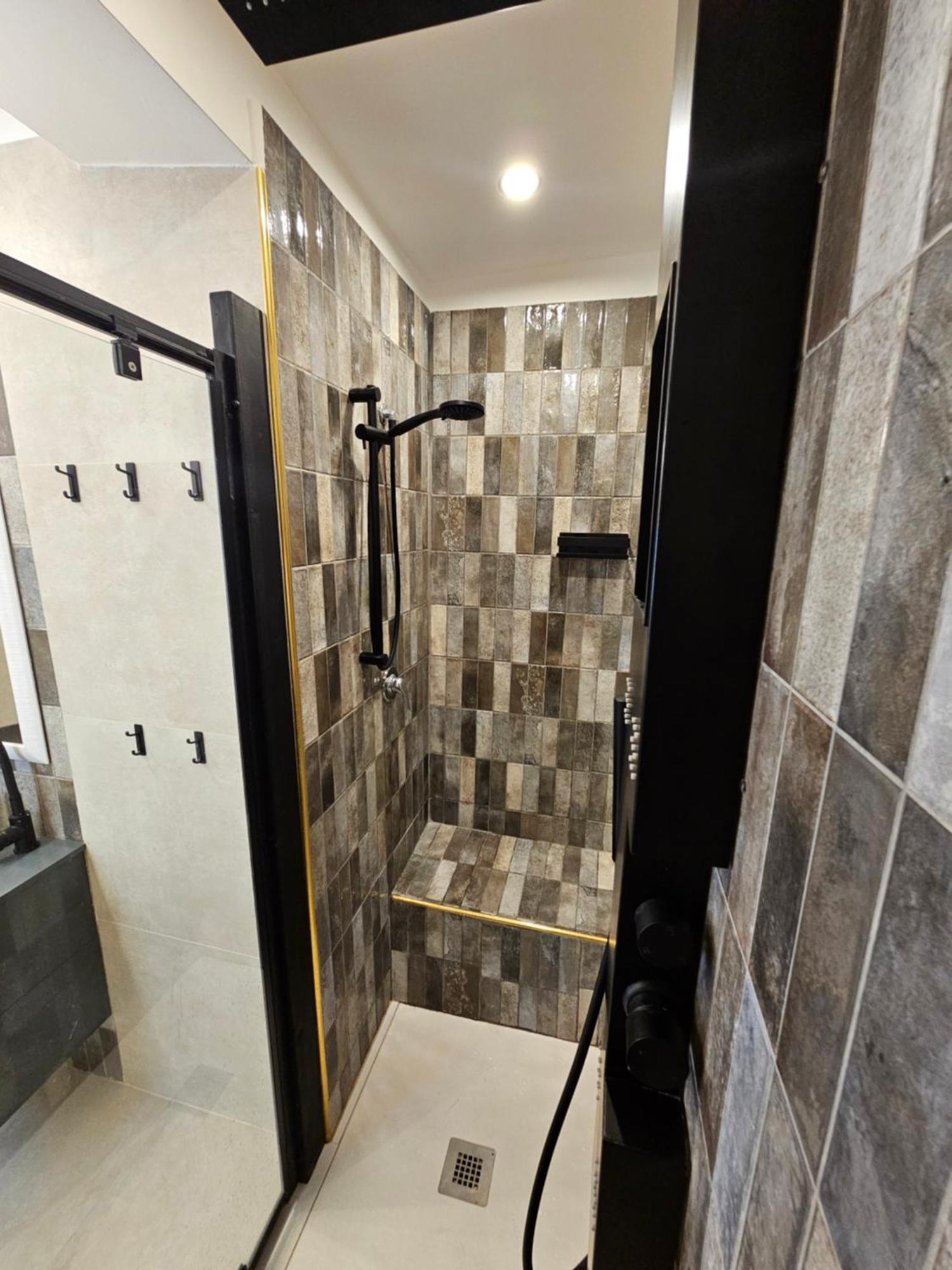מילאנו Exclusive Top Floor 2-Bedroom Flat מראה חיצוני תמונה