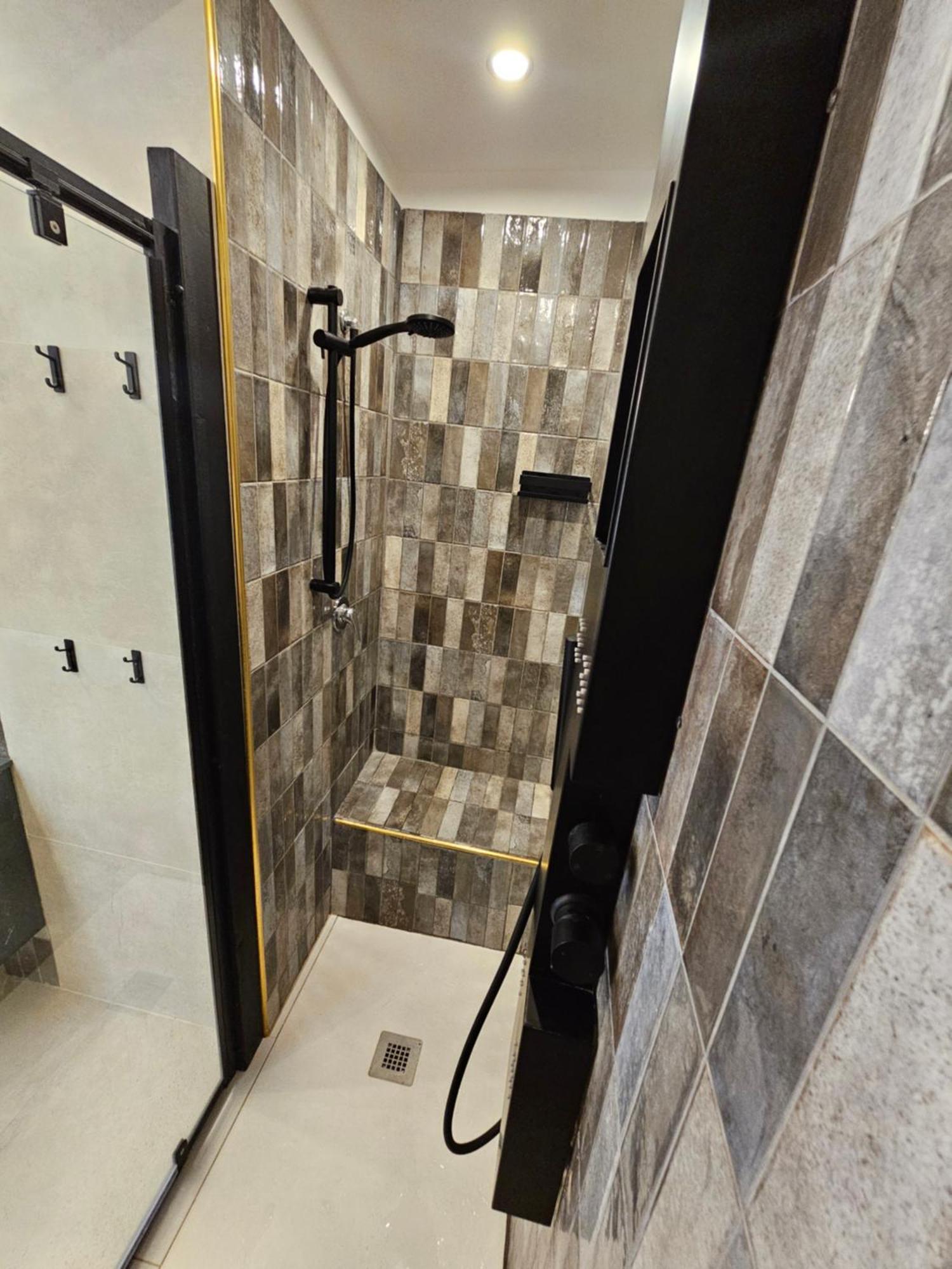 מילאנו Exclusive Top Floor 2-Bedroom Flat מראה חיצוני תמונה
