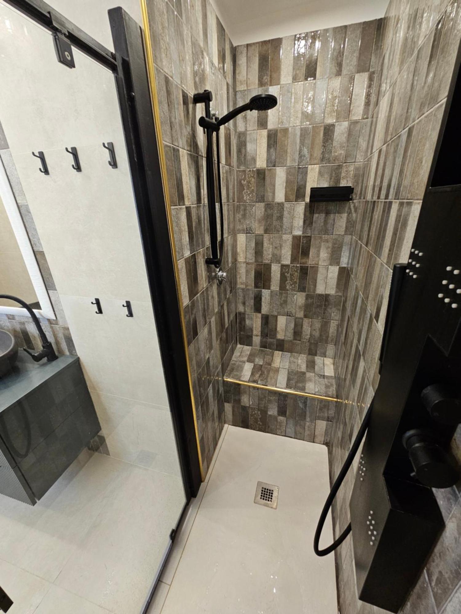 מילאנו Exclusive Top Floor 2-Bedroom Flat מראה חיצוני תמונה